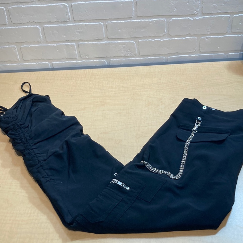 Wet Seal Black Straight Leg Jeans with Sleek Design